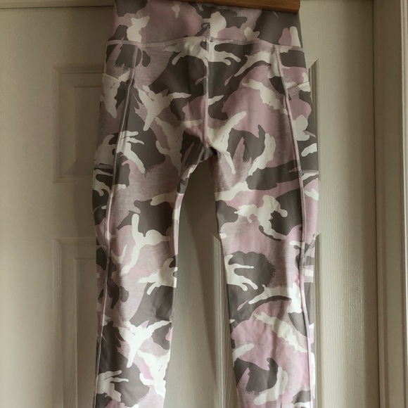 Gapfit 7/8 tights/leggings. - Picture 2 of 5